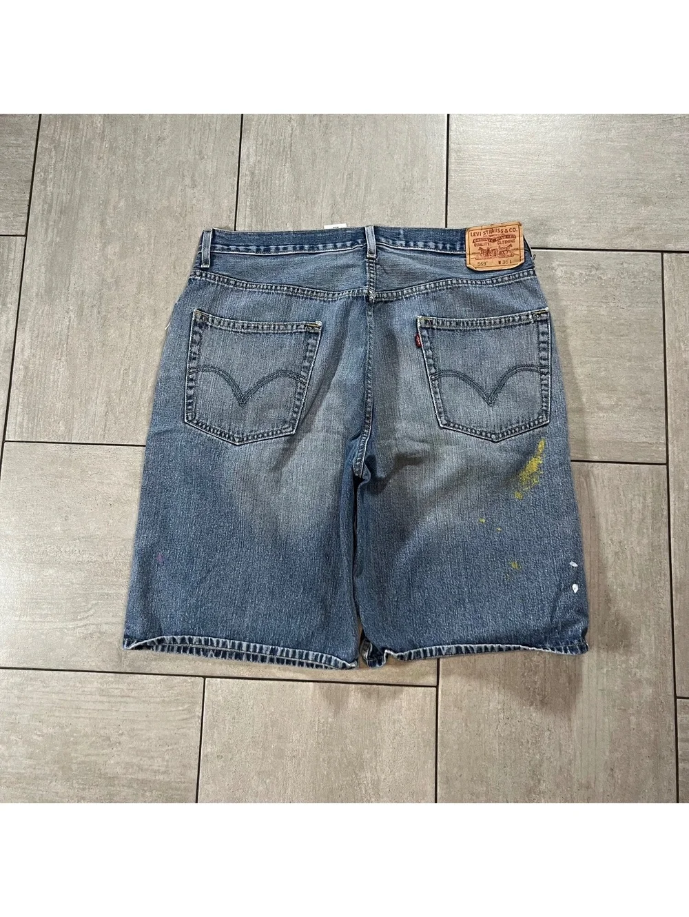 Vintage Levi's Loose Straight Denim Shorts W36